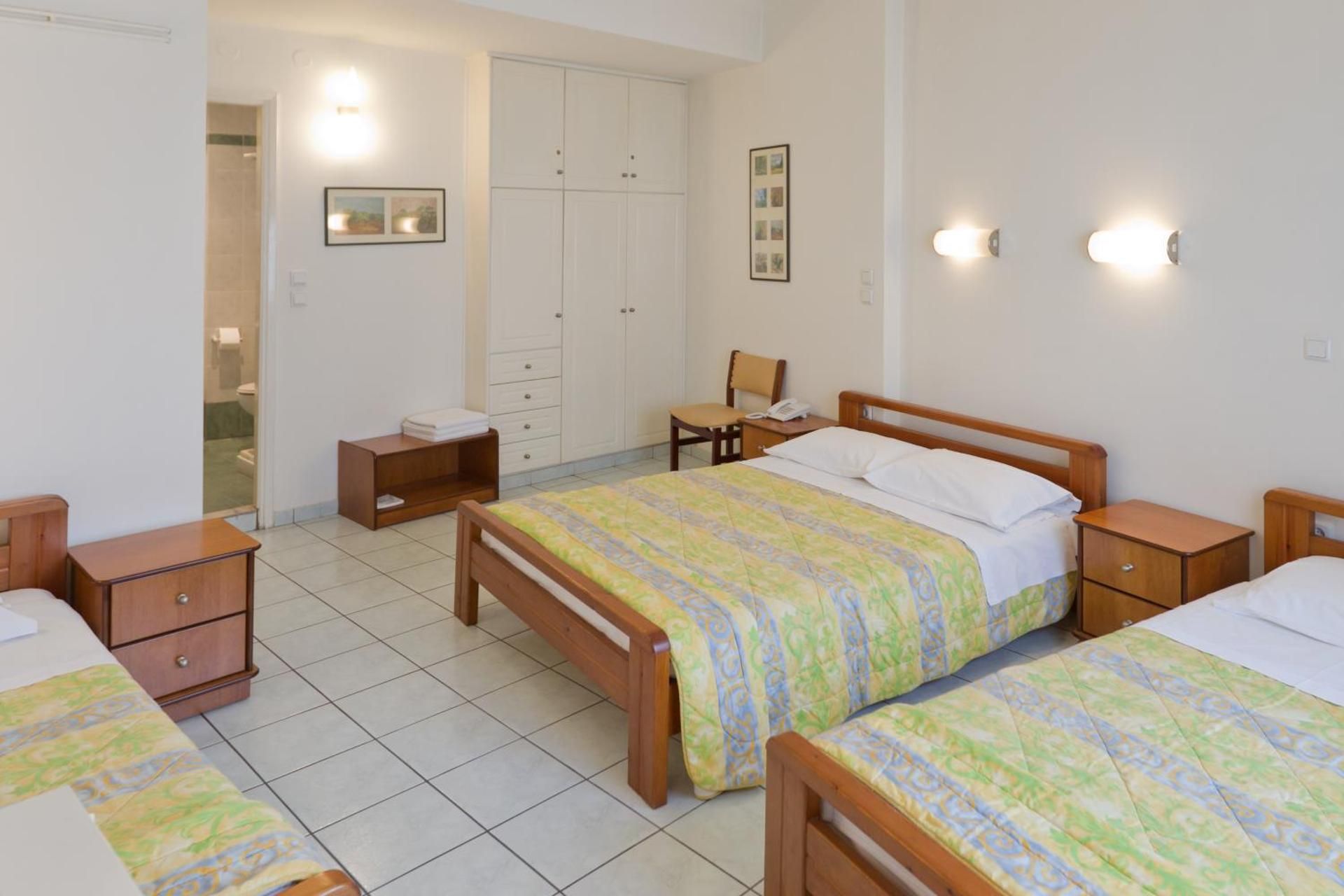 Alex Hotel Family Room