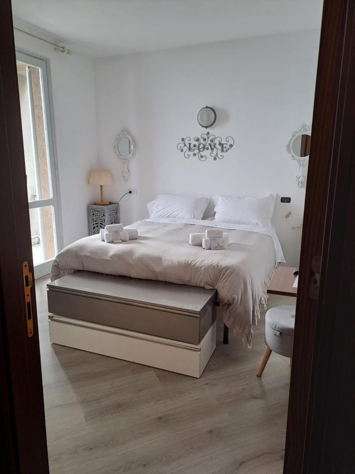 Double Room with Lake View