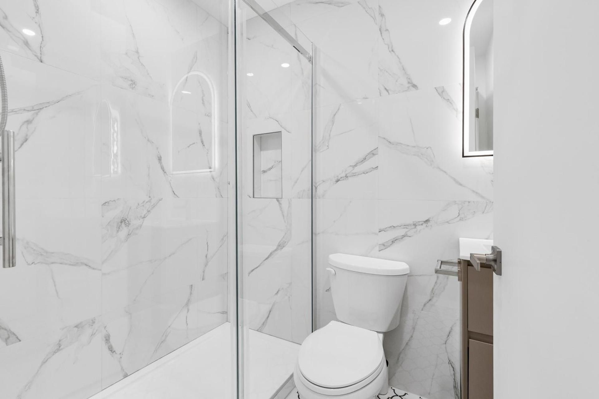 Le Mistral Modern Studios Deluxe Quadruple Room 2