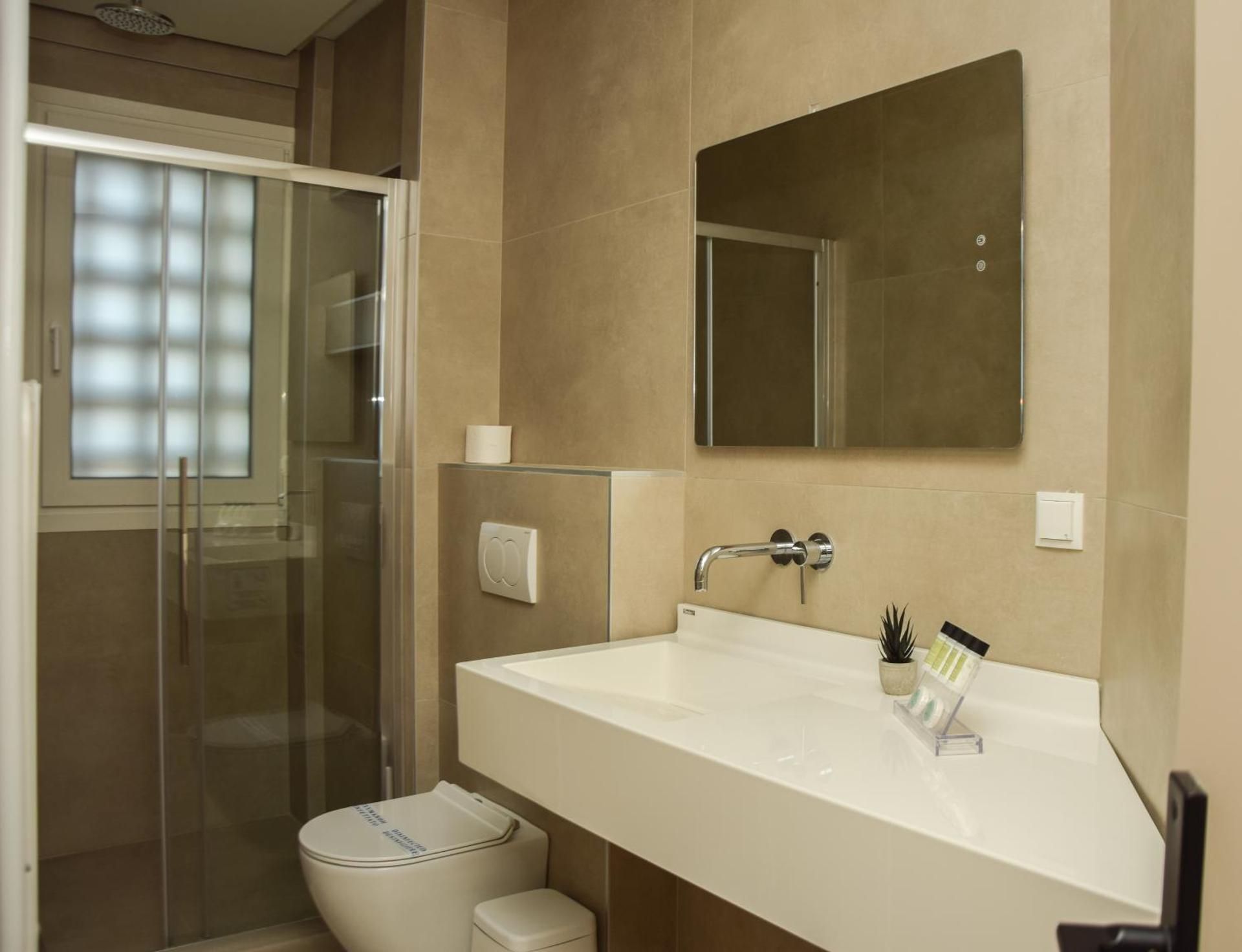 U boutique experience Studio with Sea View