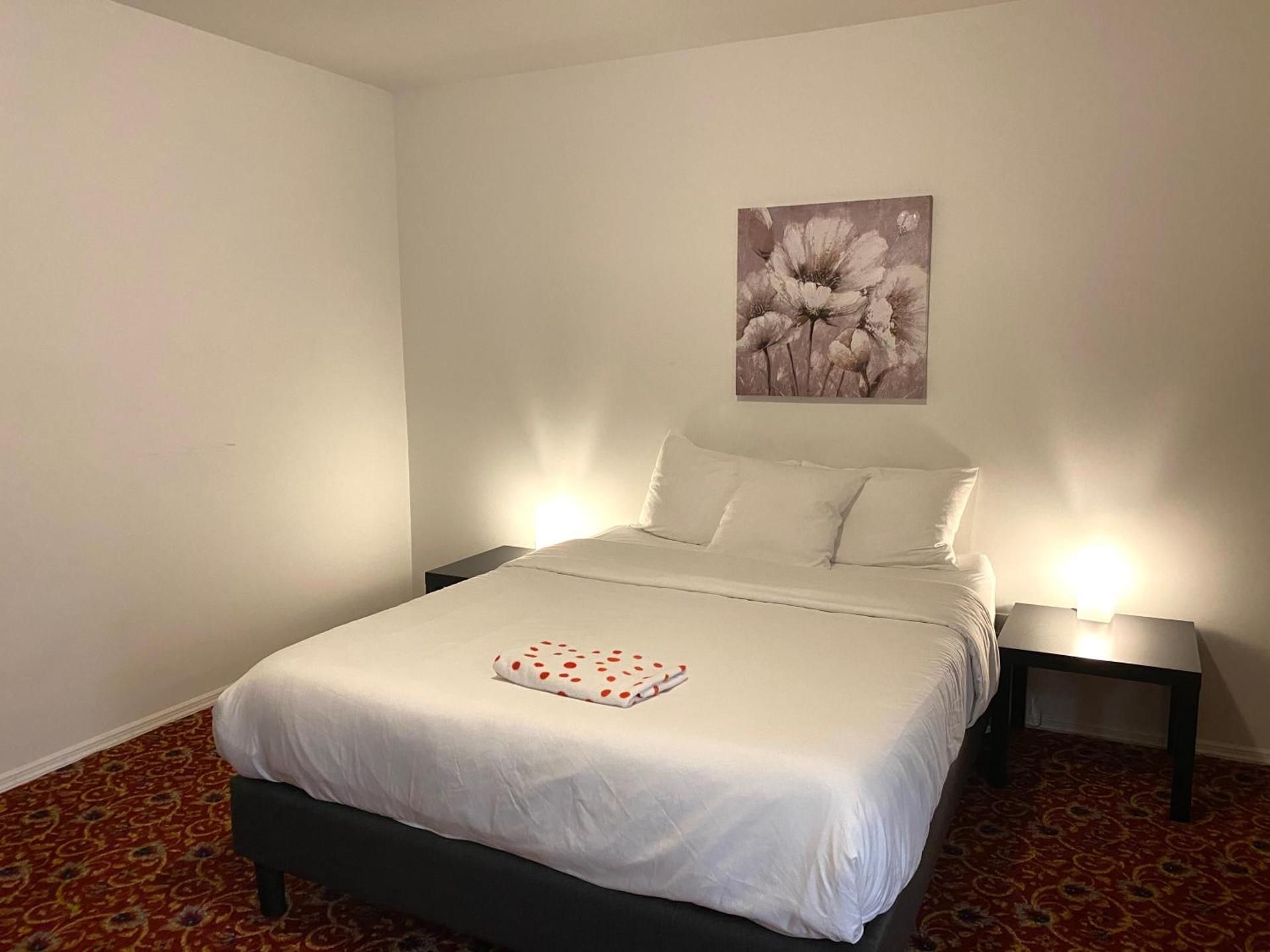 AF Stays - Philadelphia Convention Center Queen Room with Shared Bathroom 38