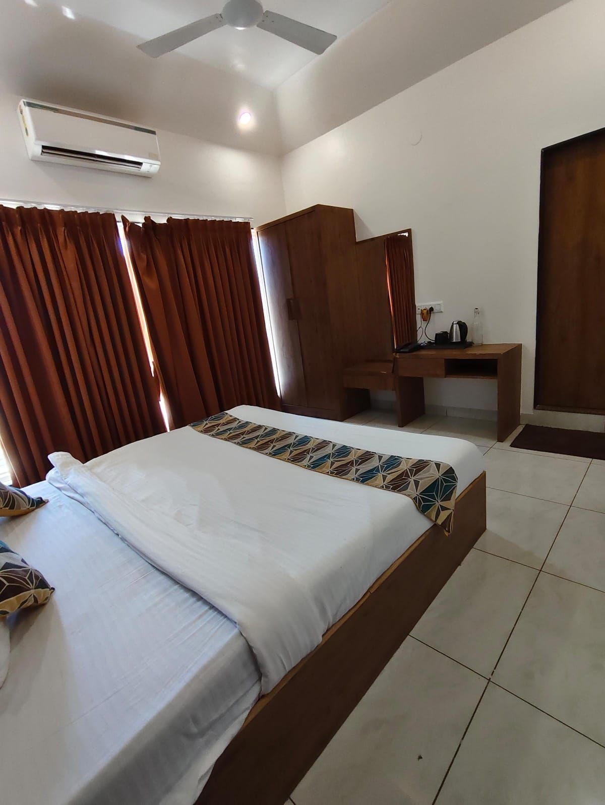 Aranya Villa Sasan Gir Deluxe Room - Nature View 7