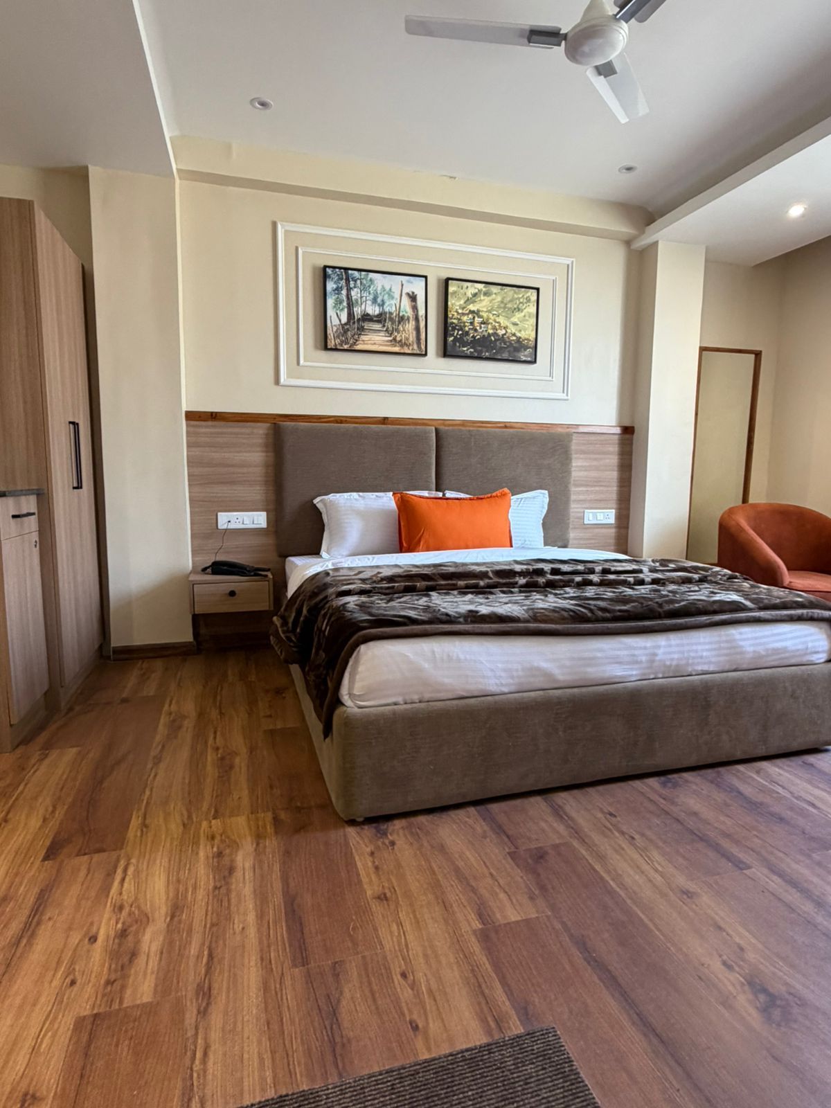 Luxury Bed Room With City and Hill View