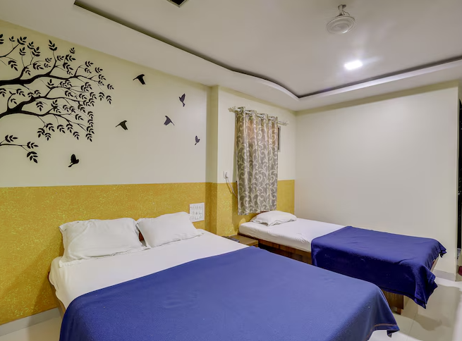 NEW SHRINIWAS LODGING AND BOARDING HOUSE
