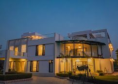 Aureva Raj Bagh Retreat