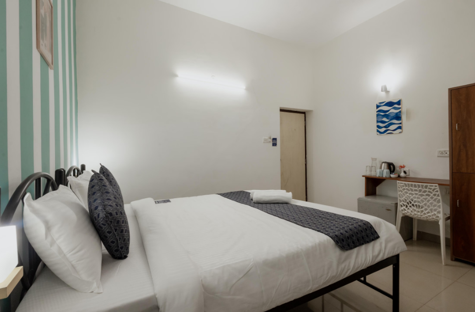 DELUXE ROOM WITH BALCONY