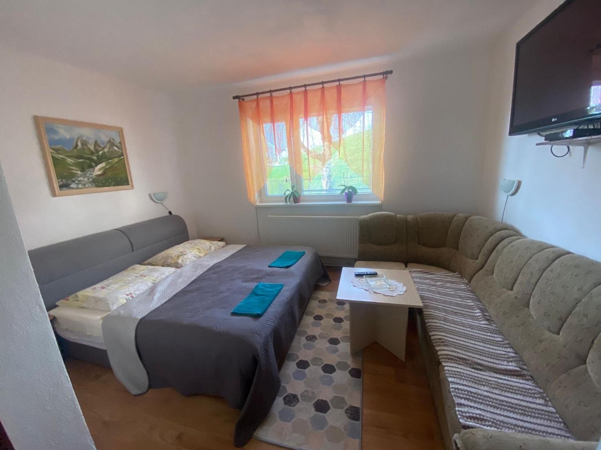 Penzion u Adky Double Room with Private Bathroom 2