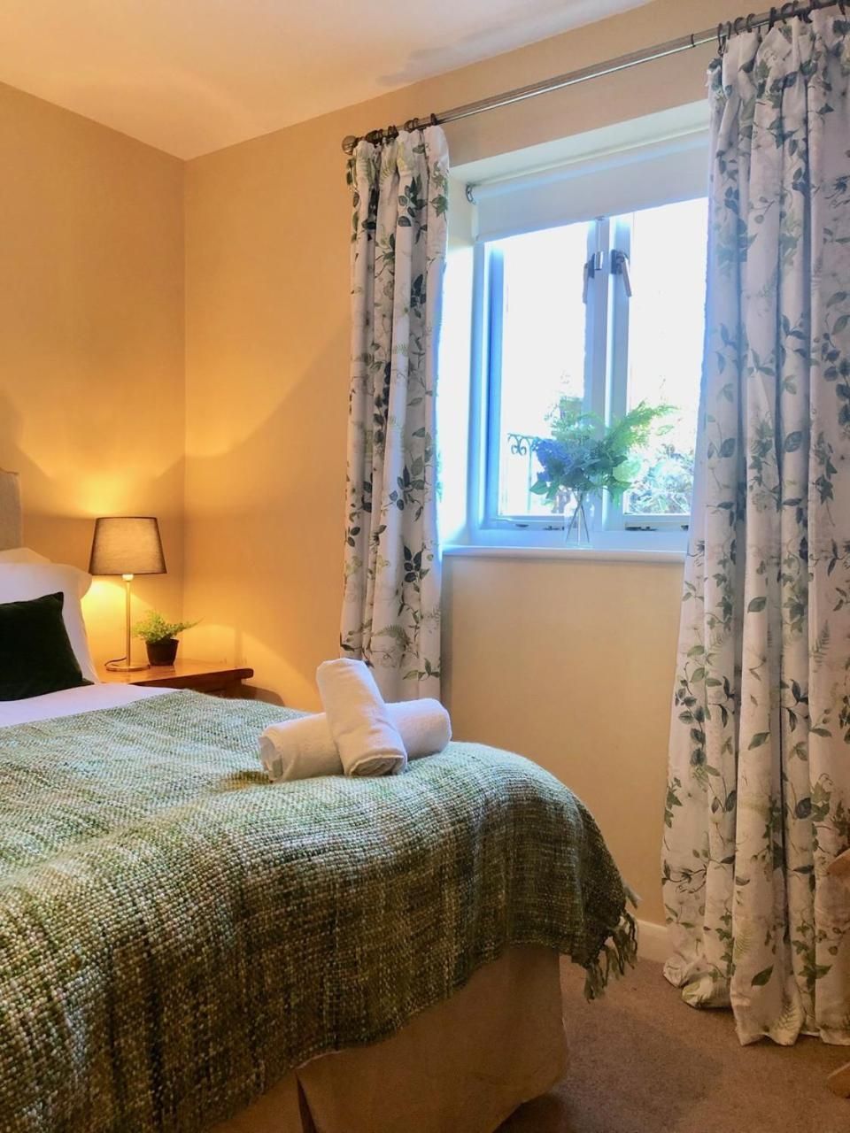 Kirkstile Inn Deluxe Room (2 Adults + 1 Child) 2