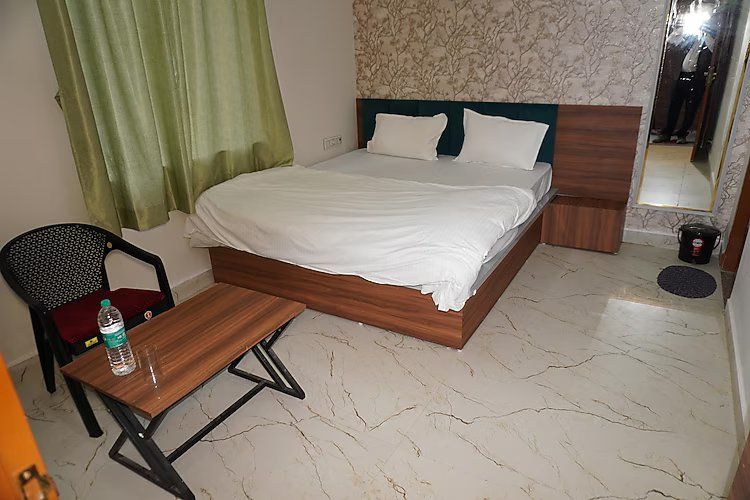 Hotel JR Palace Ac Deluxe Room