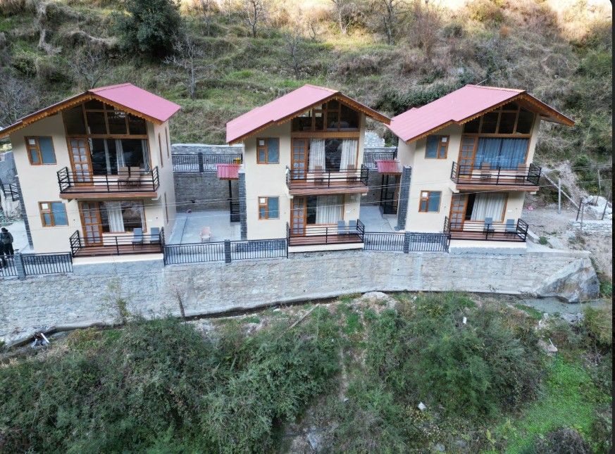 Riverdale Cottage and Cafe Jibhi