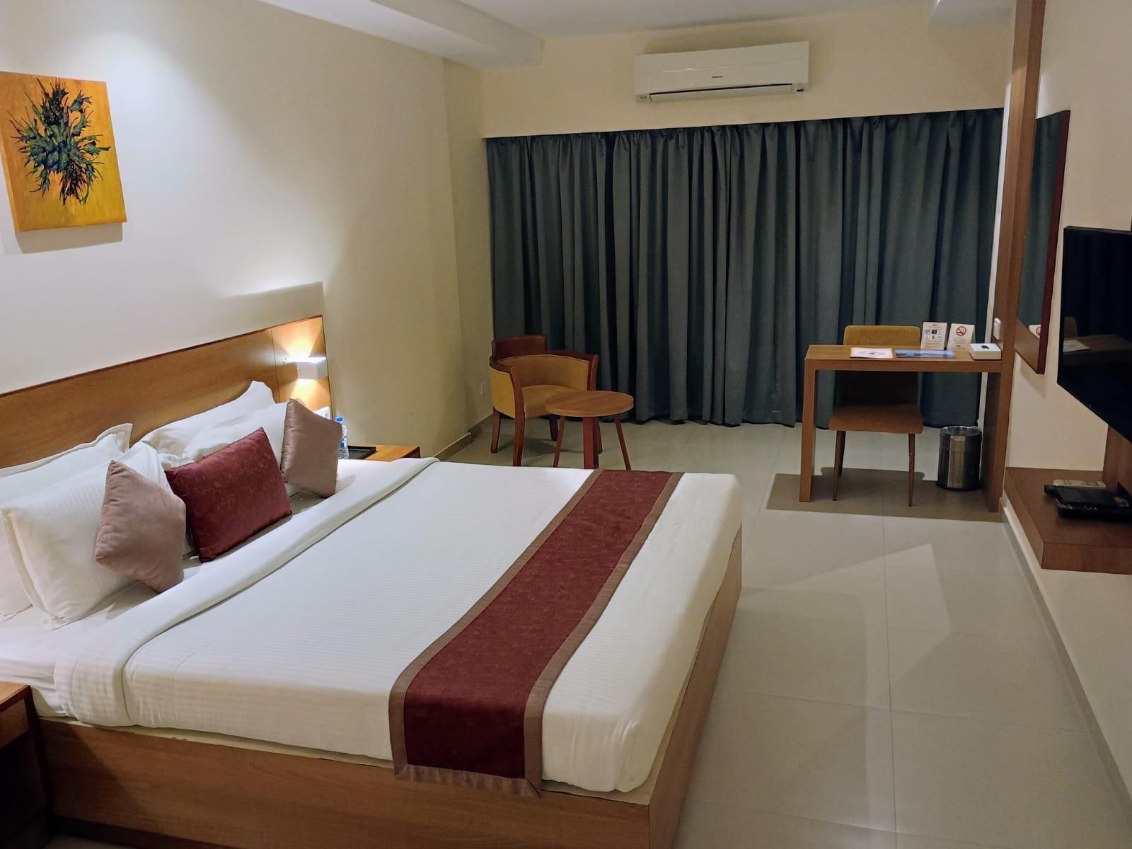 Hotel Archana Payyannur Deluxe AC Room