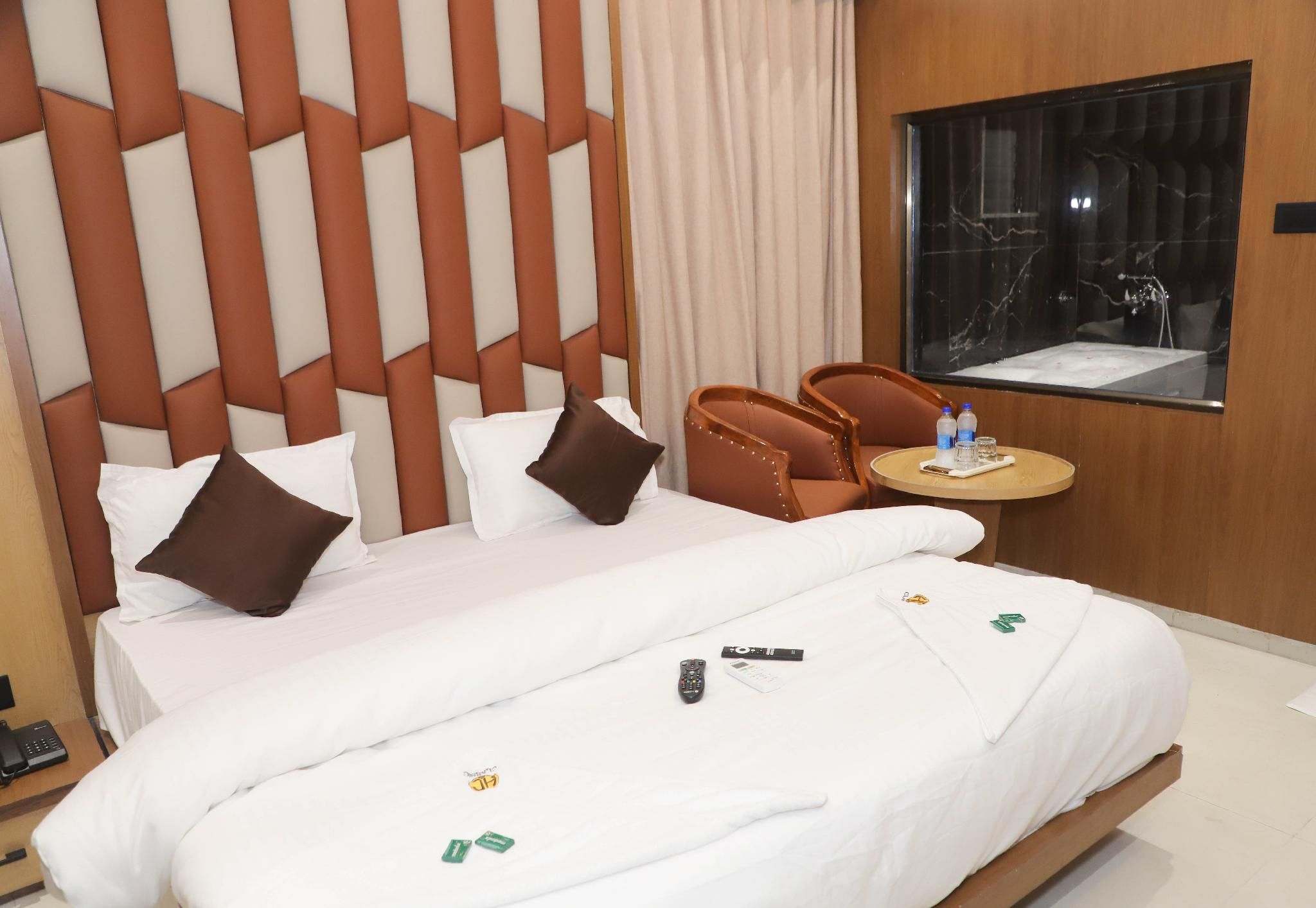 Hotel Classic  Banquets & Rooms Standard Room 2