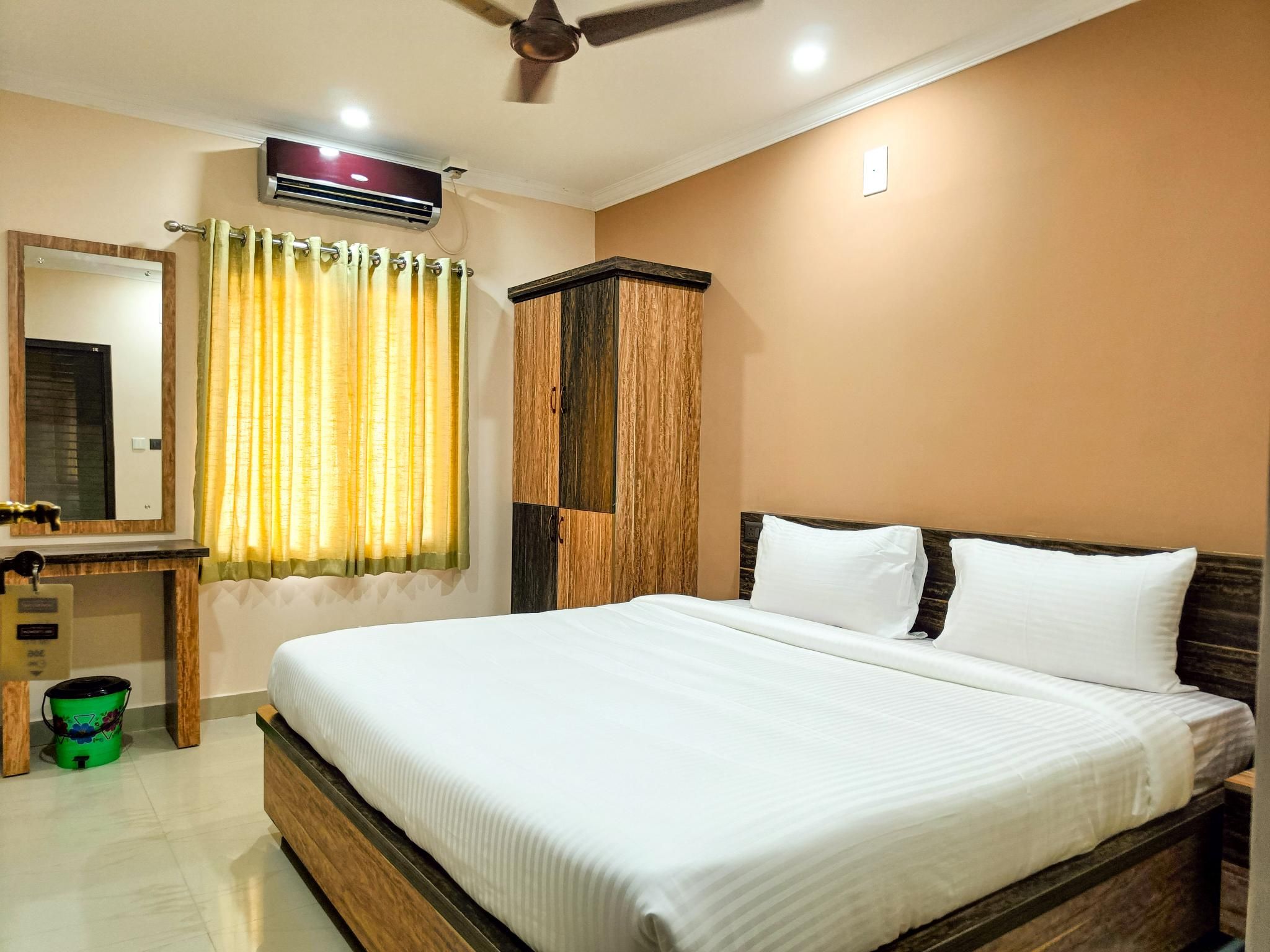 Nexstay Moments Inn Superior Queen Bed 2