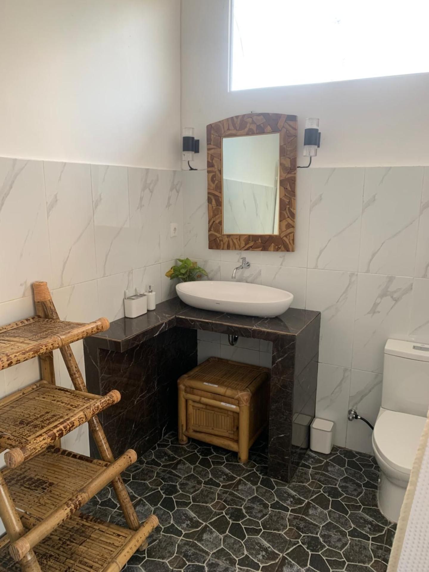 Gili Davidoff Upstairs Budget And Deluxe Deluxe Double Room with Balcony 2