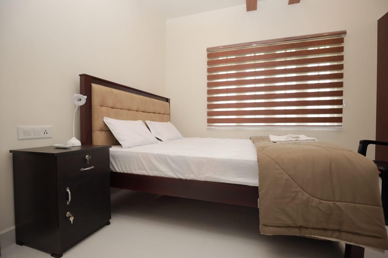 Lake N Hill Home stay Non - AC Deluxe Room 