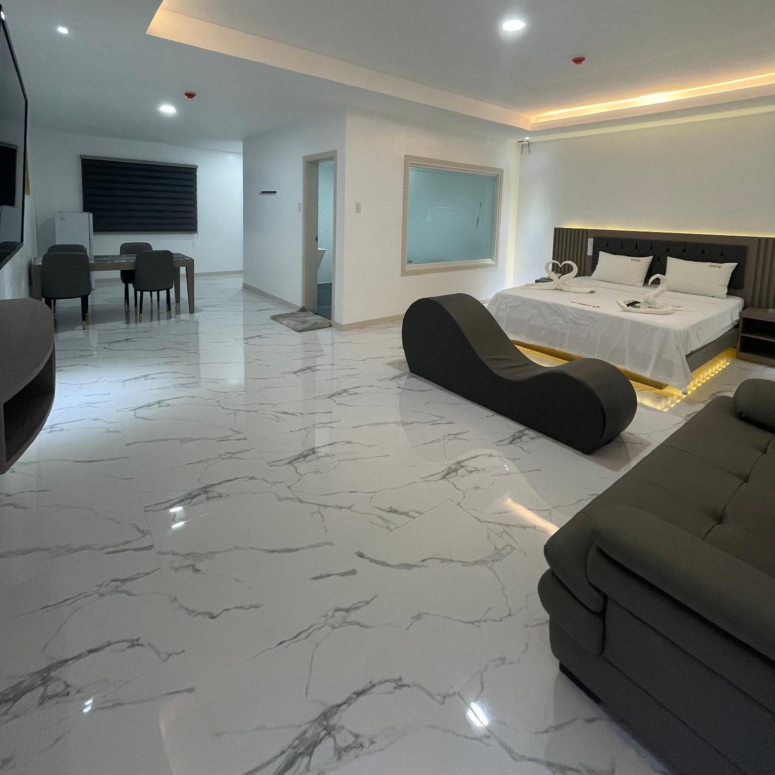 Maganda Hotel - Angeles City Superior Room 2