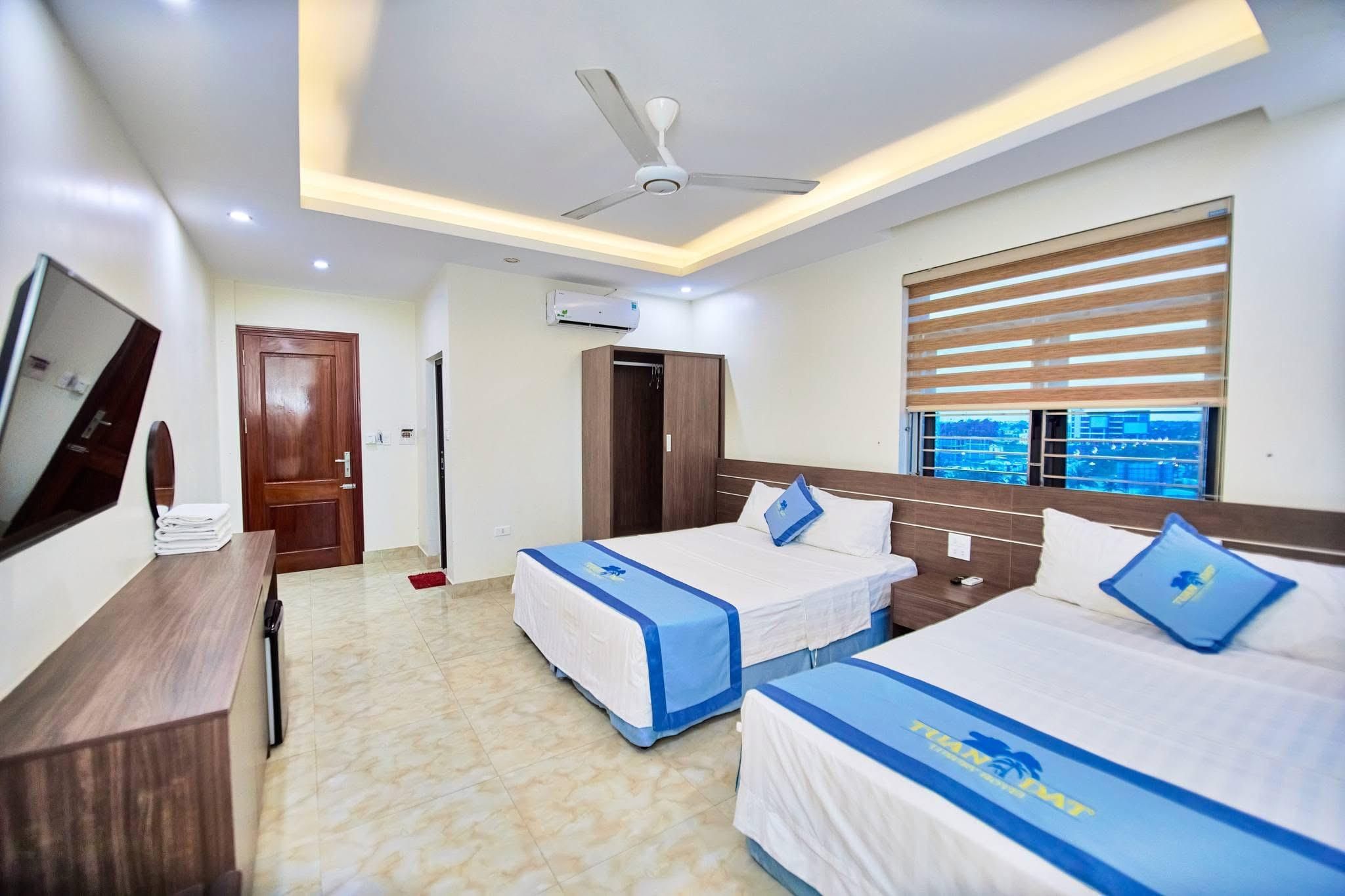 Tuan Dat Luxury Hotel FLC Quadruple Room