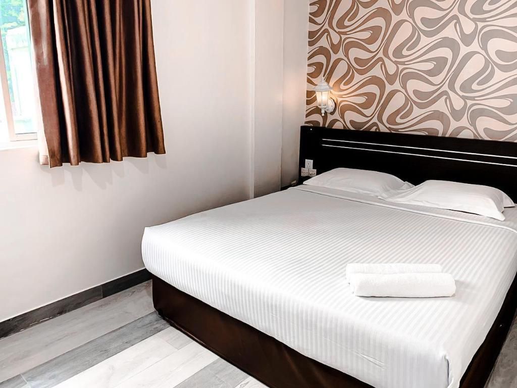 H3 Hotel Deluxe Room