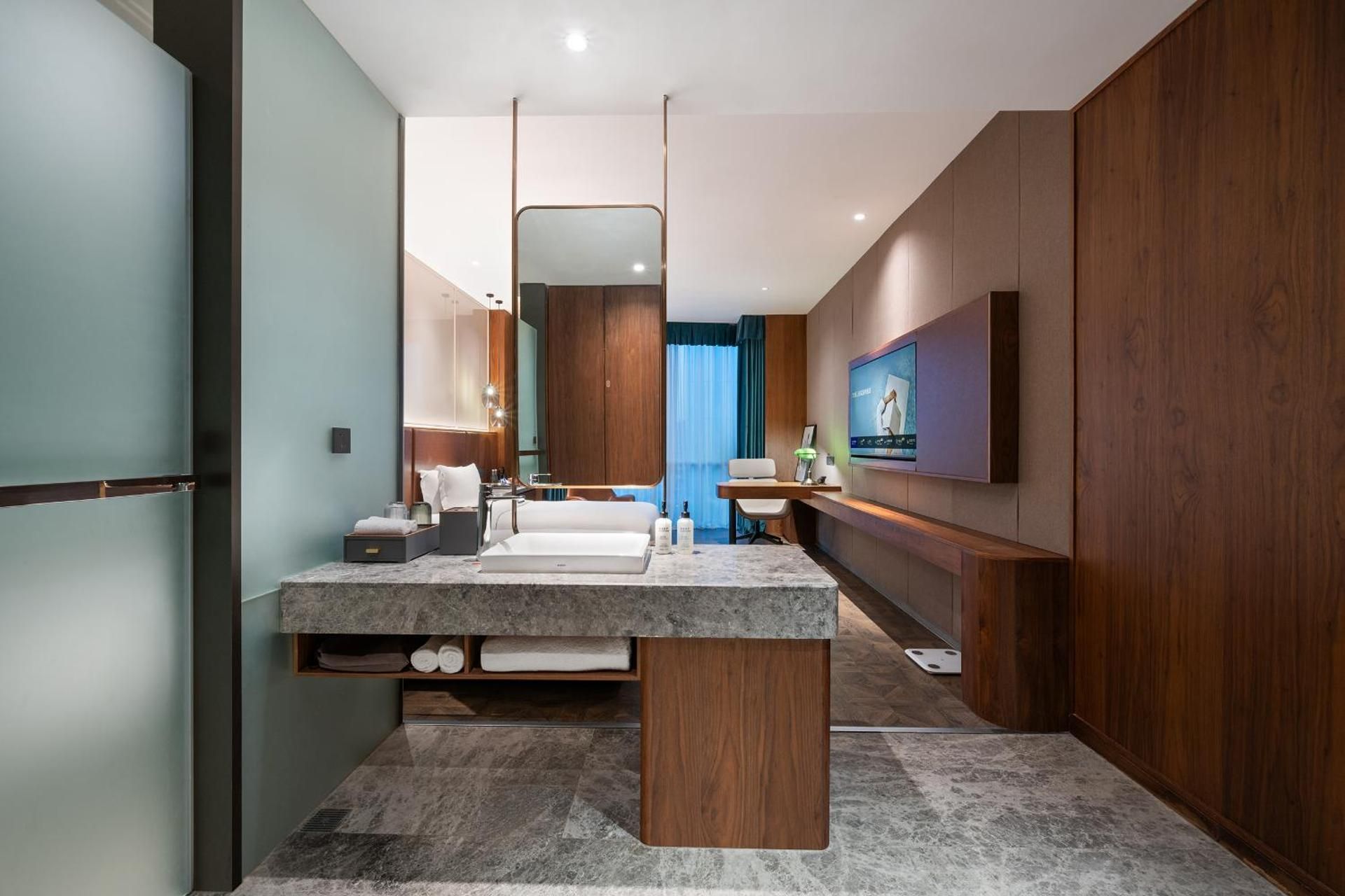 Novotel Shanghai Baoshan Jiusi Deluxe Twin Room 3