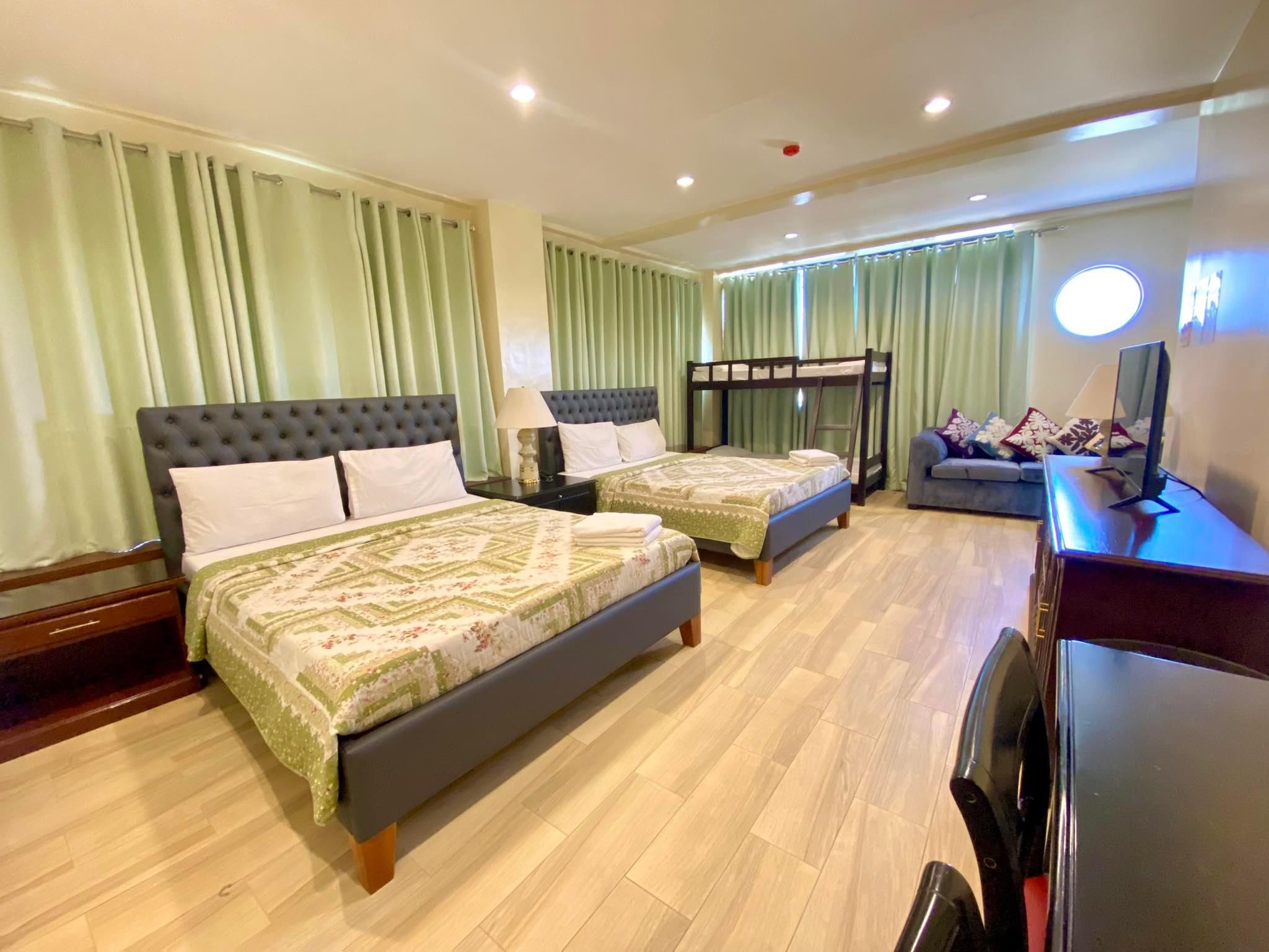 Juanita's Guesthouse Penthouse