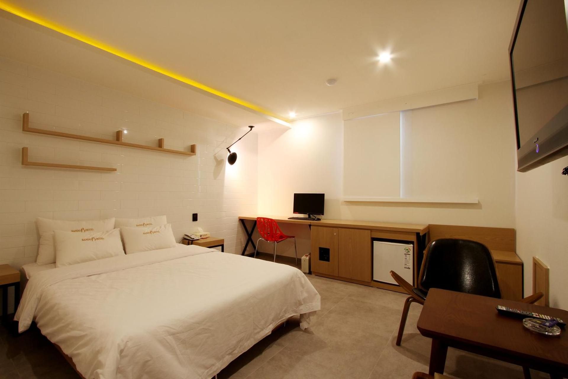 Bando Tourist Hotel Standard Double Room 2