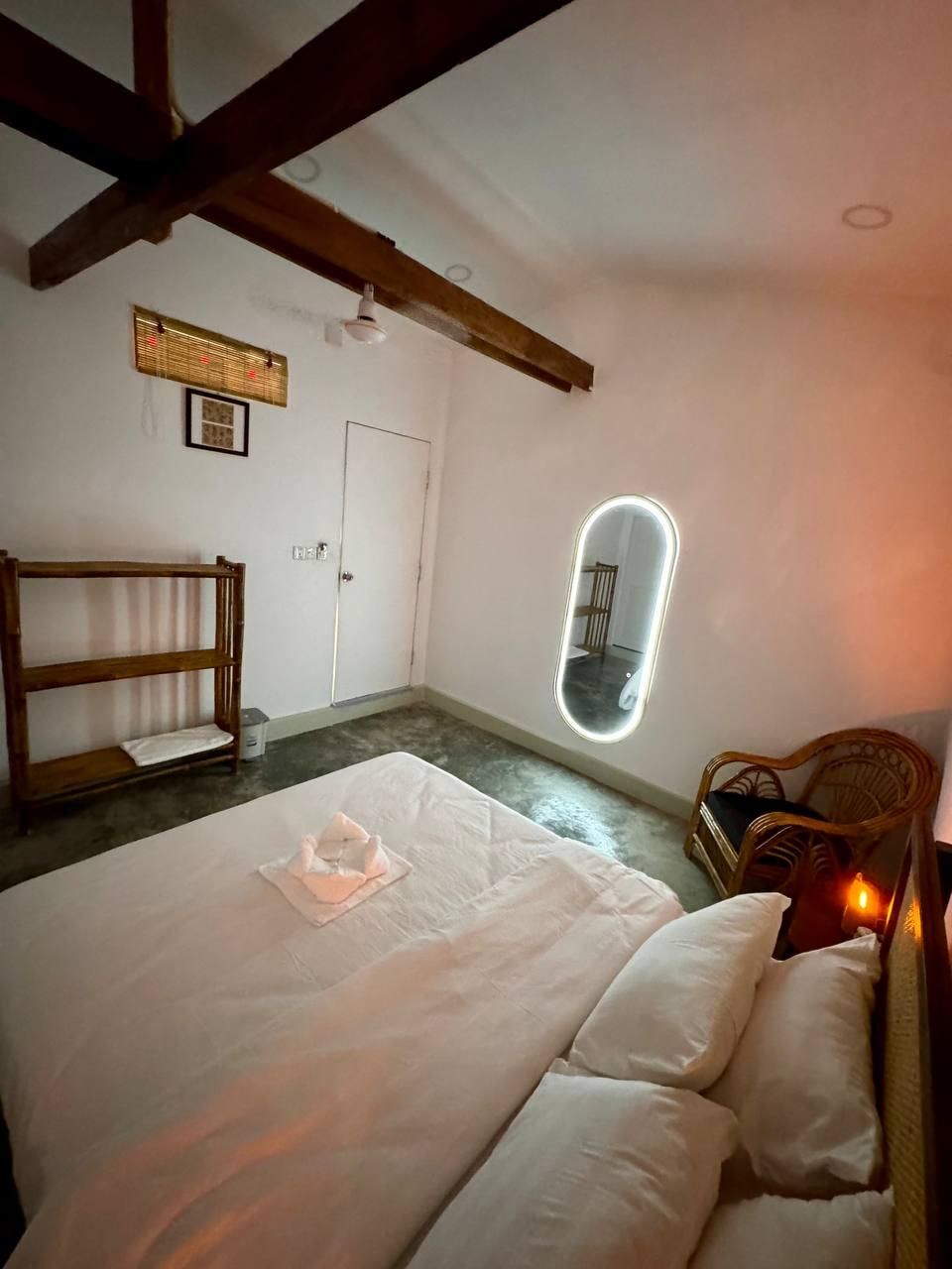 Babybong Koh Rong Queen Room 2