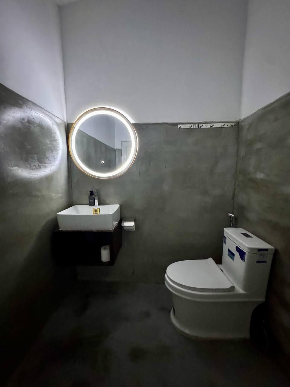 Babybong Koh Rong Queen Room 3