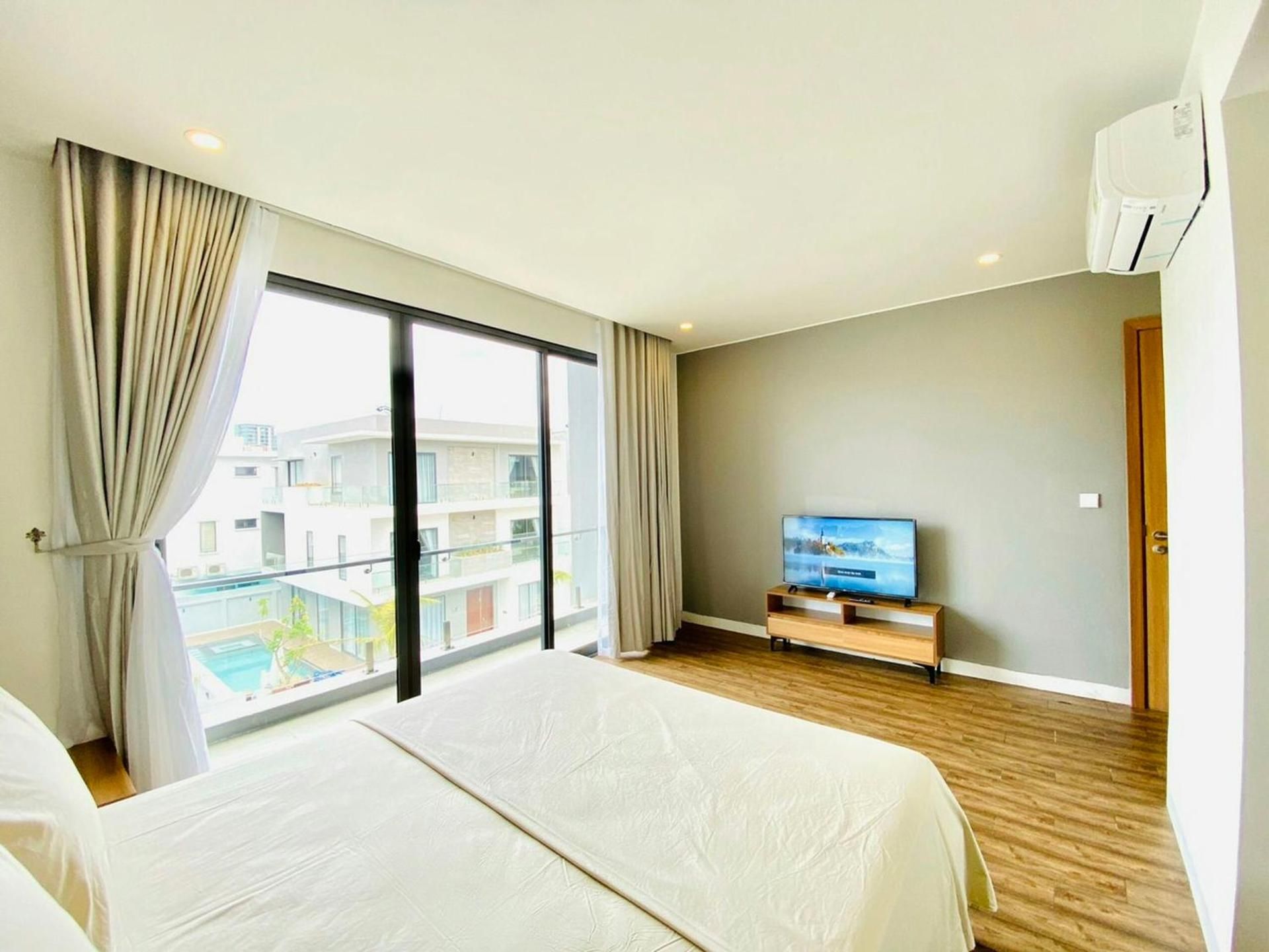 Sea Villa - FLC Sam Son Villa with Private Pool 16