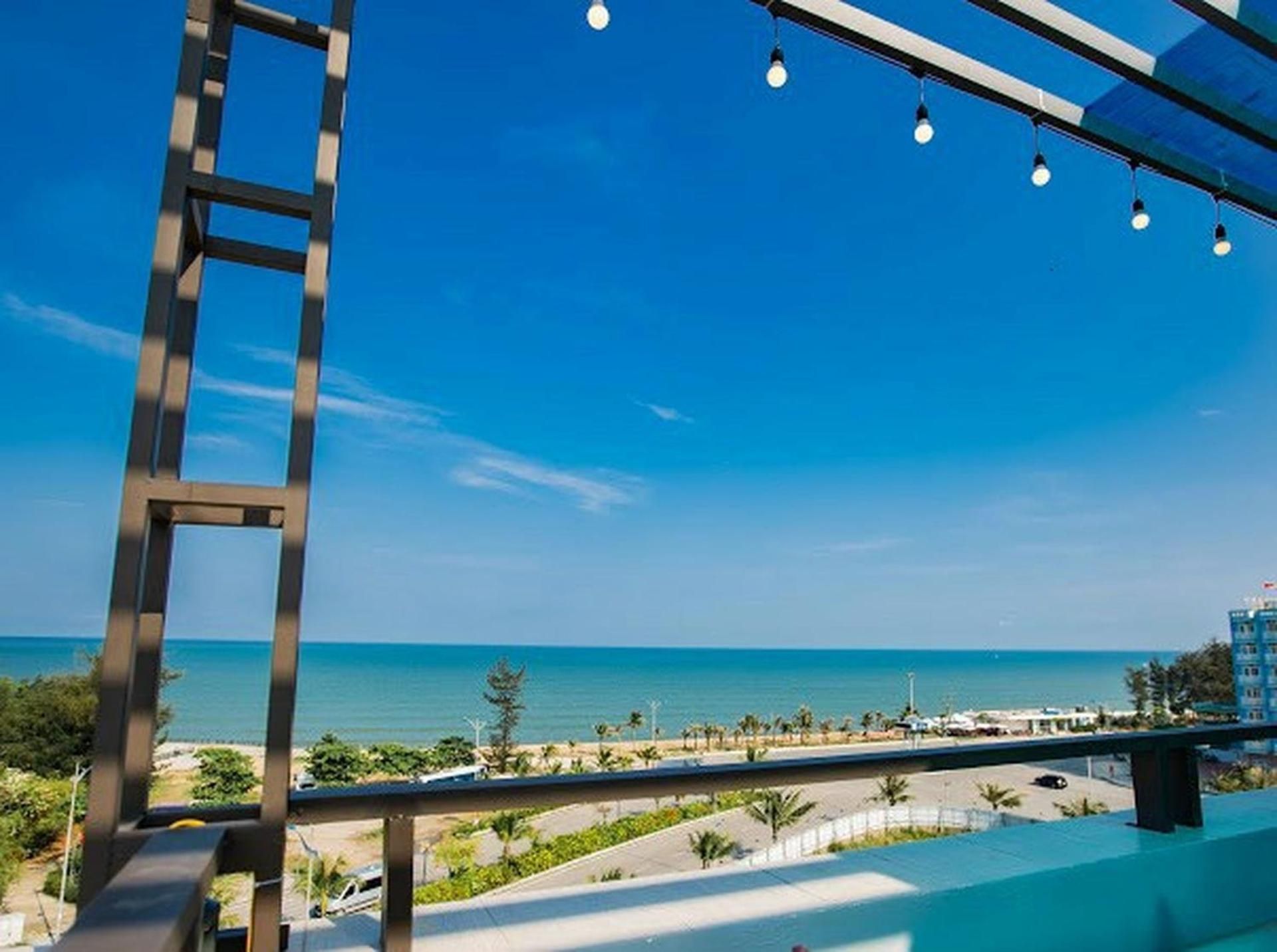 Sea Villa - FLC Sam Son Villa with Private Pool 26