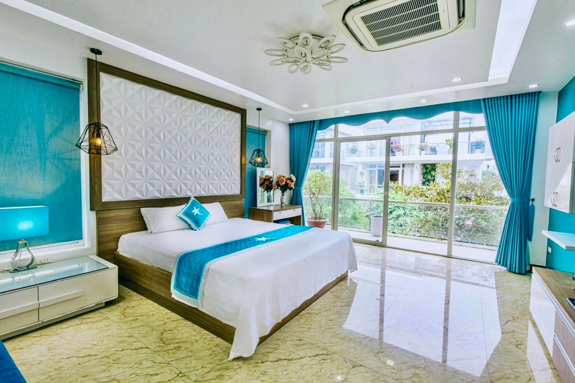 Sea Villa - FLC Sam Son Family Room with Bathroom