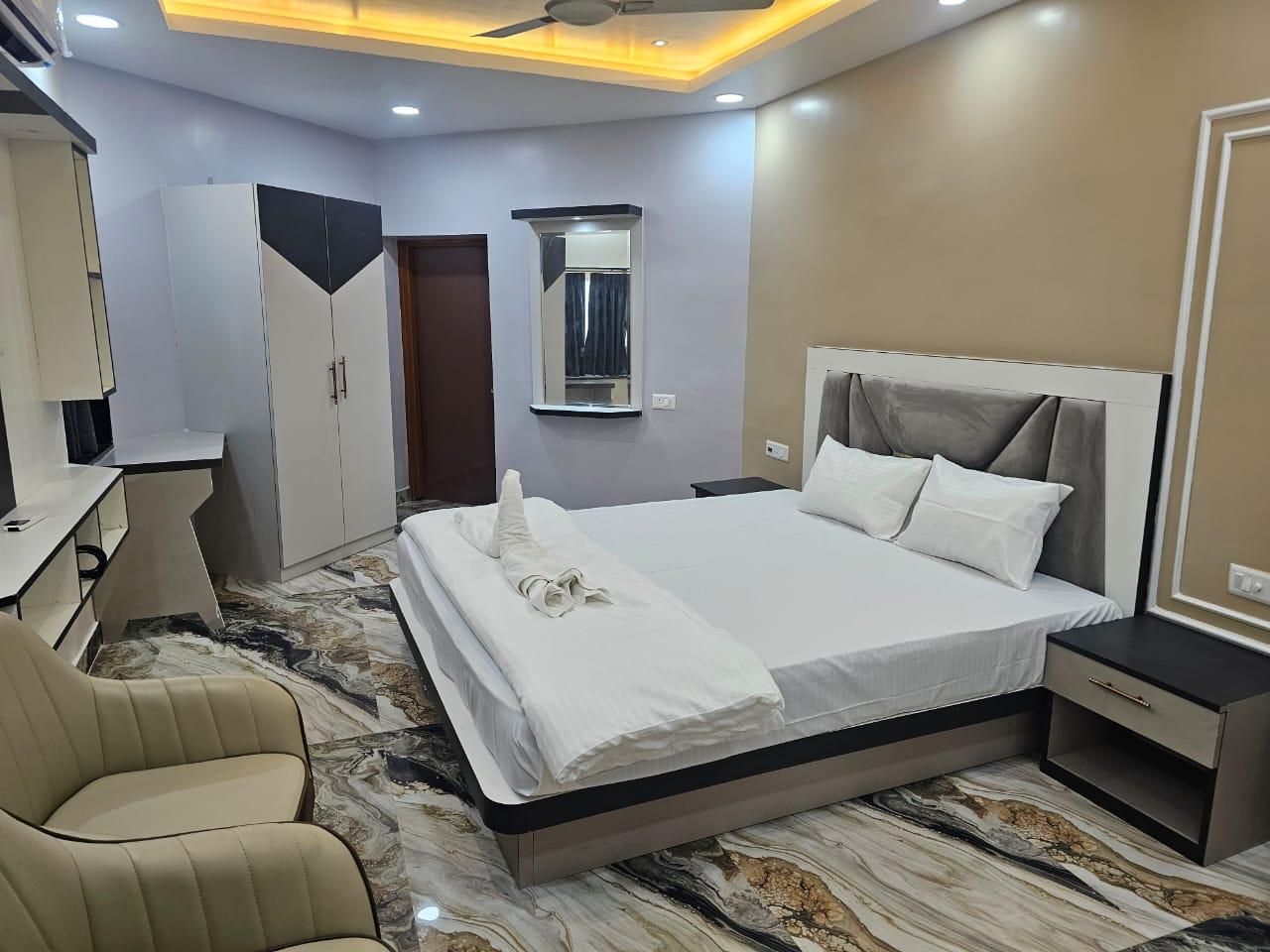 Jowar Hotel & Resort Deluxe Villa