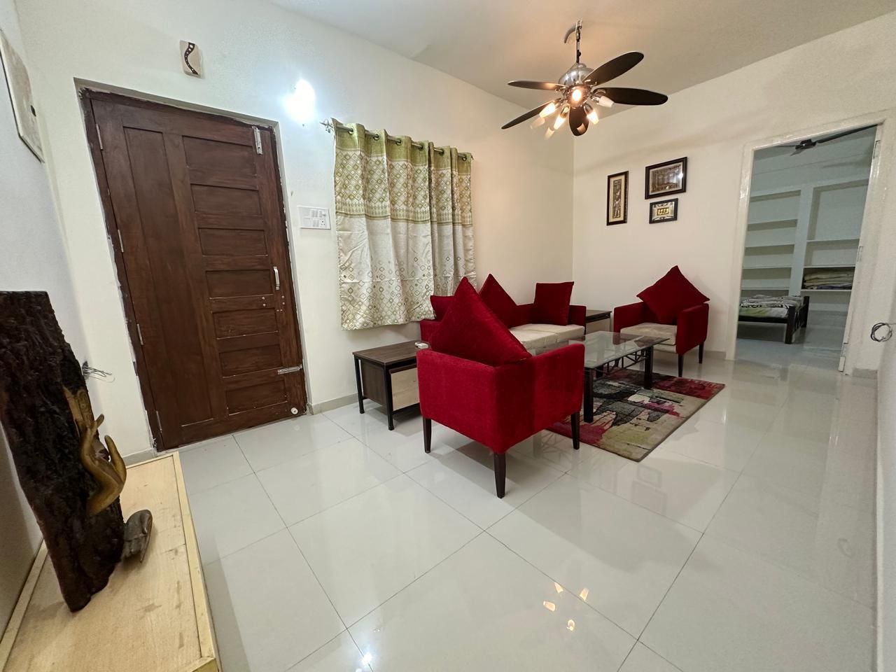 Shared lounge/TV area