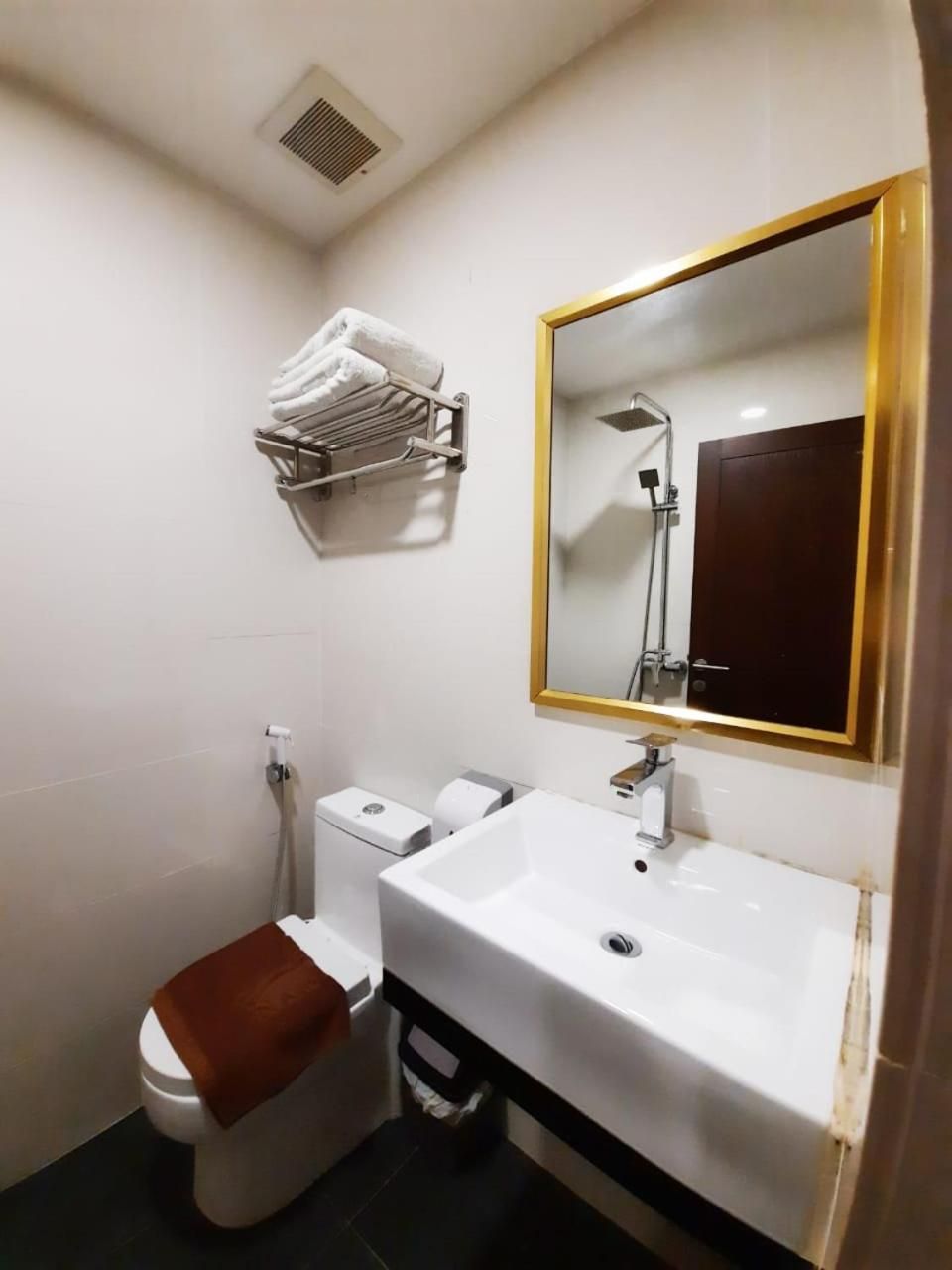 Namii Hotel Standard Queen Room 2