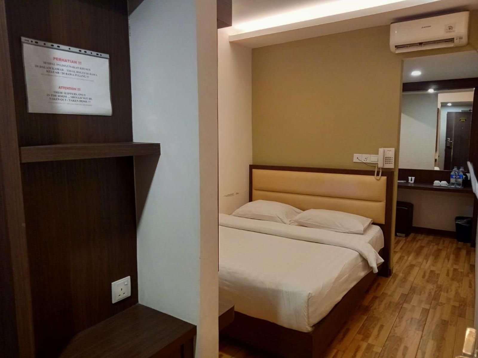 Namii Hotel Standard Queen Room