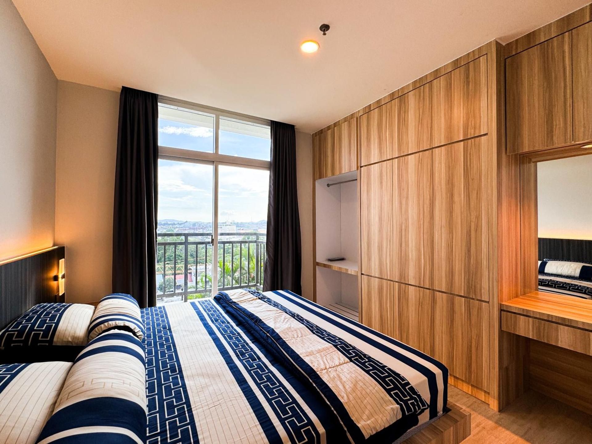 PREMIER RESIDENCES @Formosa Residence Nagoya King Studio with Sofa Bed 67