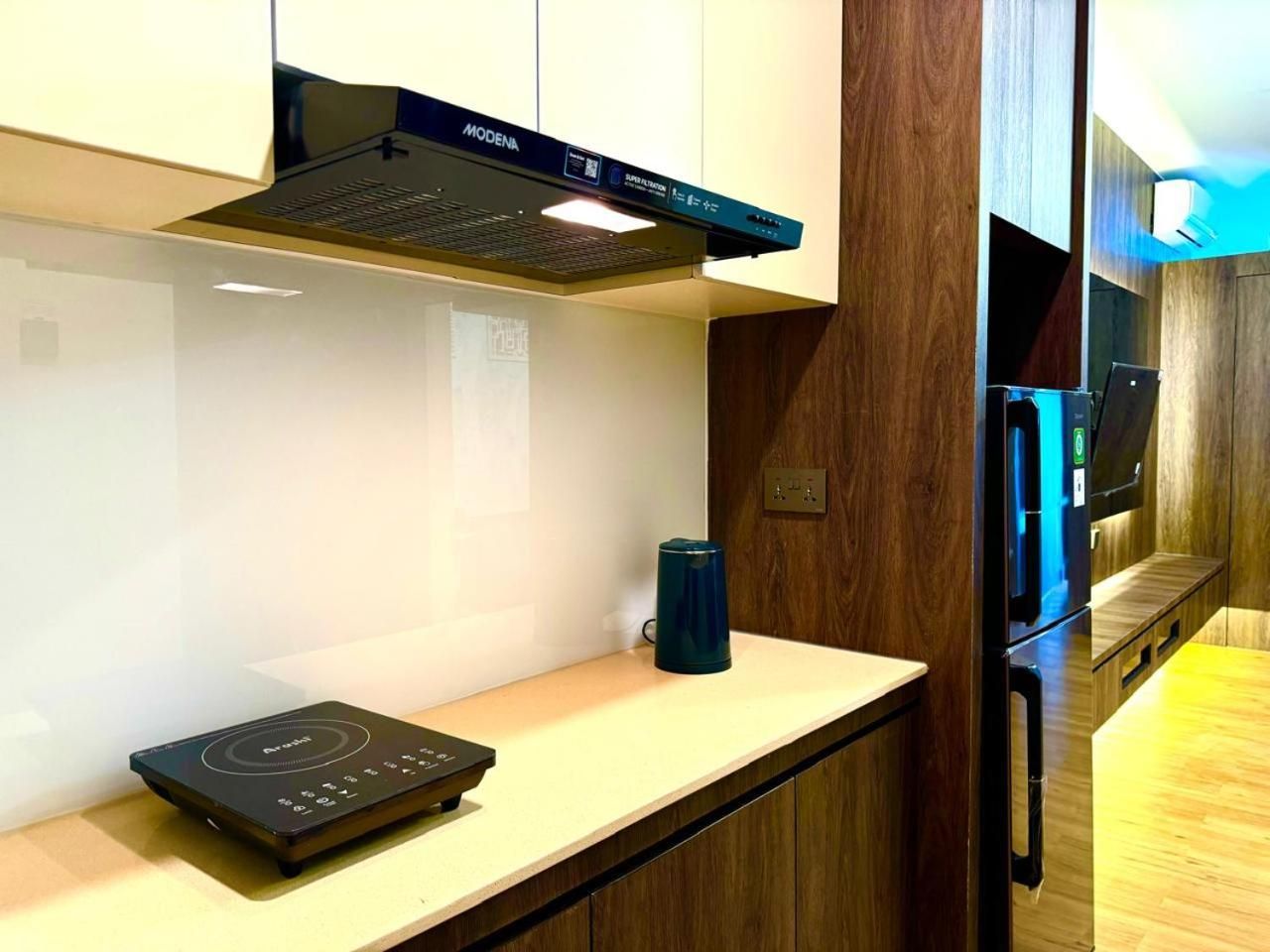 PREMIER RESIDENCES @Formosa Residence Nagoya King Studio with Sofa Bed 218