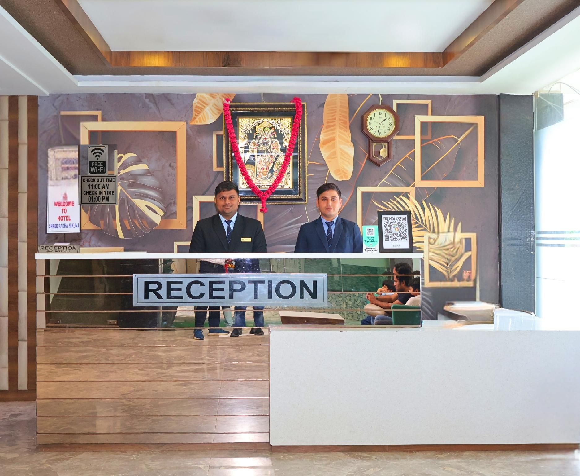  Hotel Shri Radha Nikunj Opp Prem Mandir Vrindavan