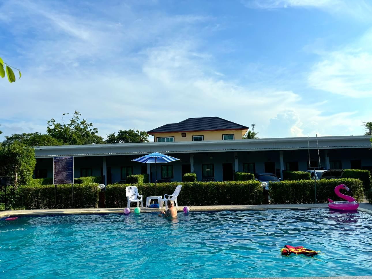 Swimming pool