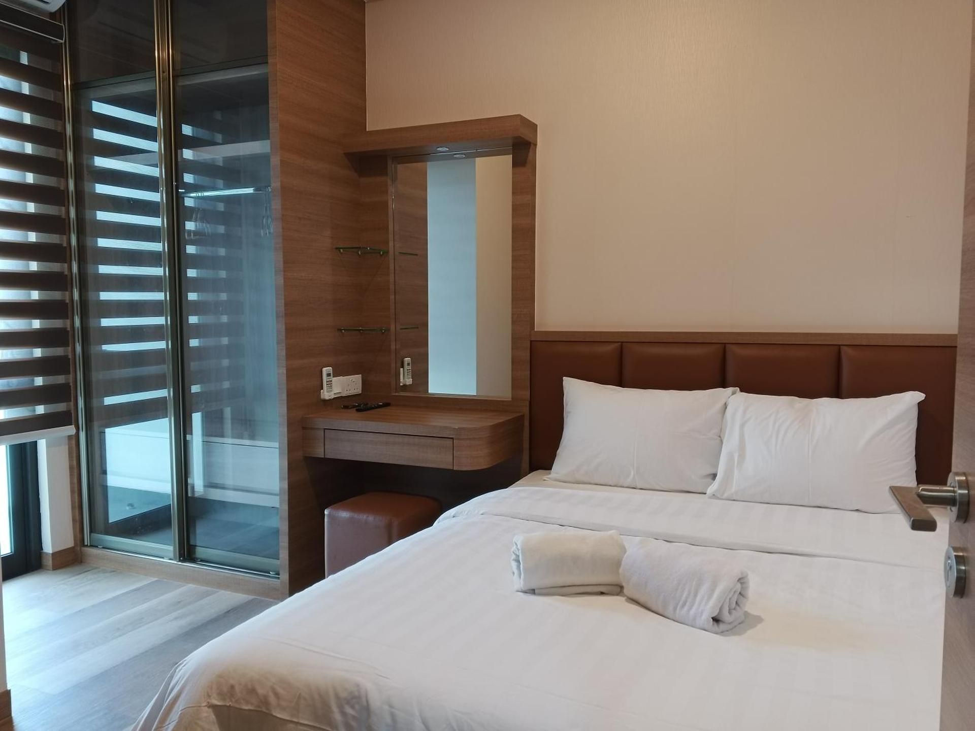 Cozy high rise APT near Ferry terminal Batam Center - By MESA Two-Bedroom Apartment