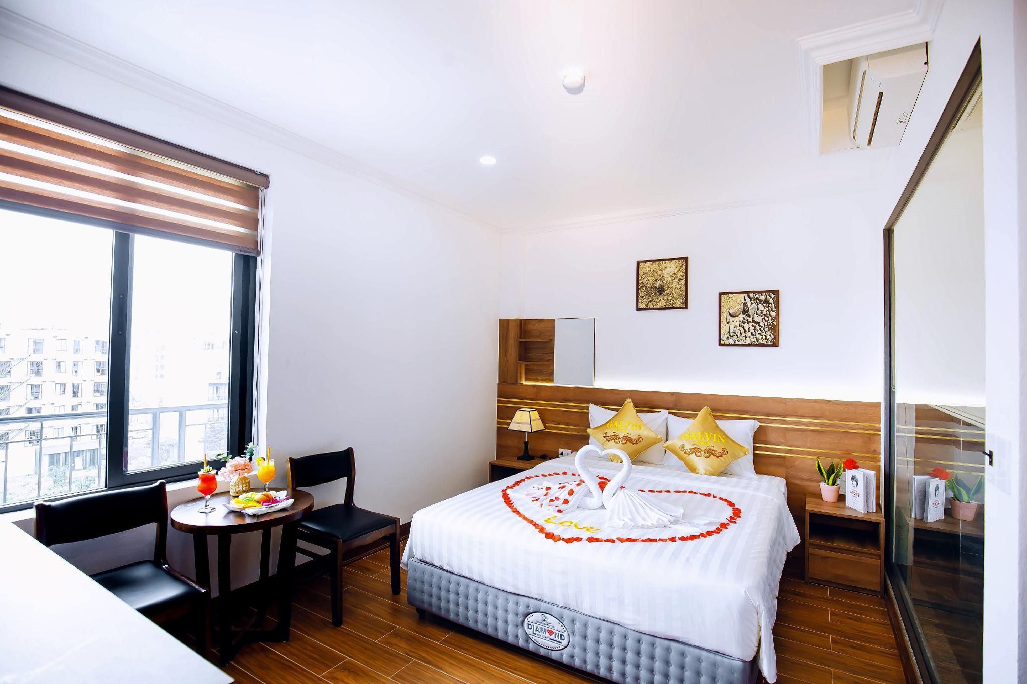 Galvin Hotel 1 Queen Room