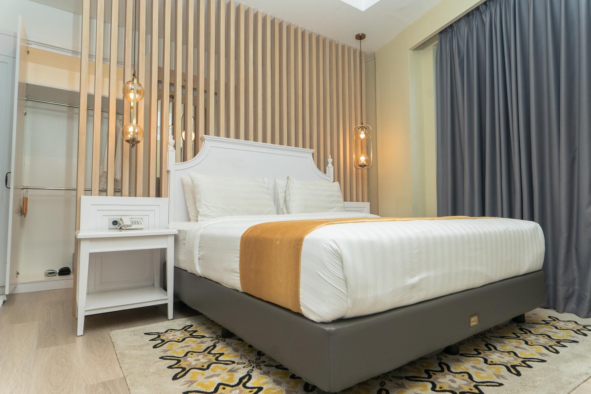 The Difan Hotel Suite Room