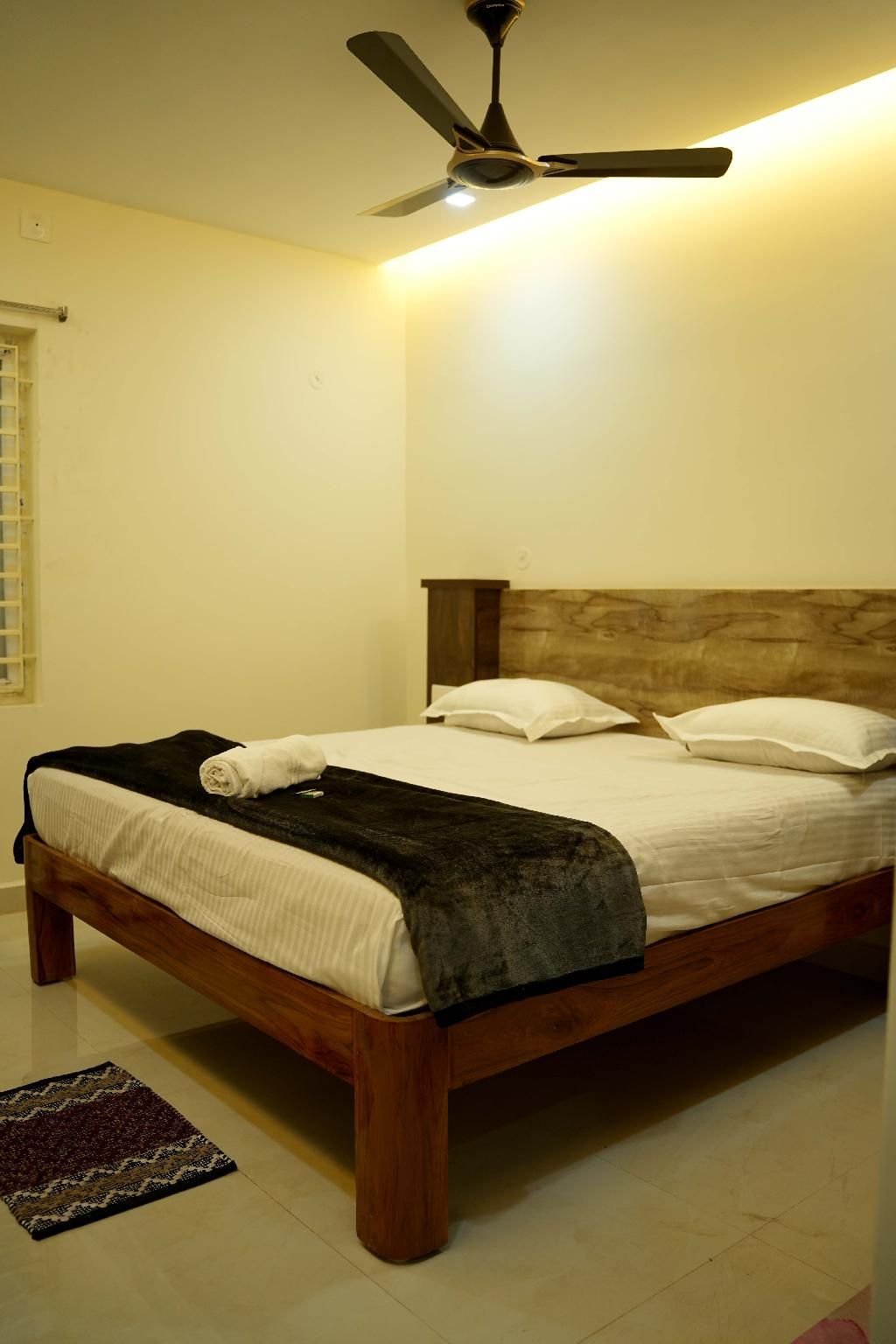 VS RESIDENCY Single Standard