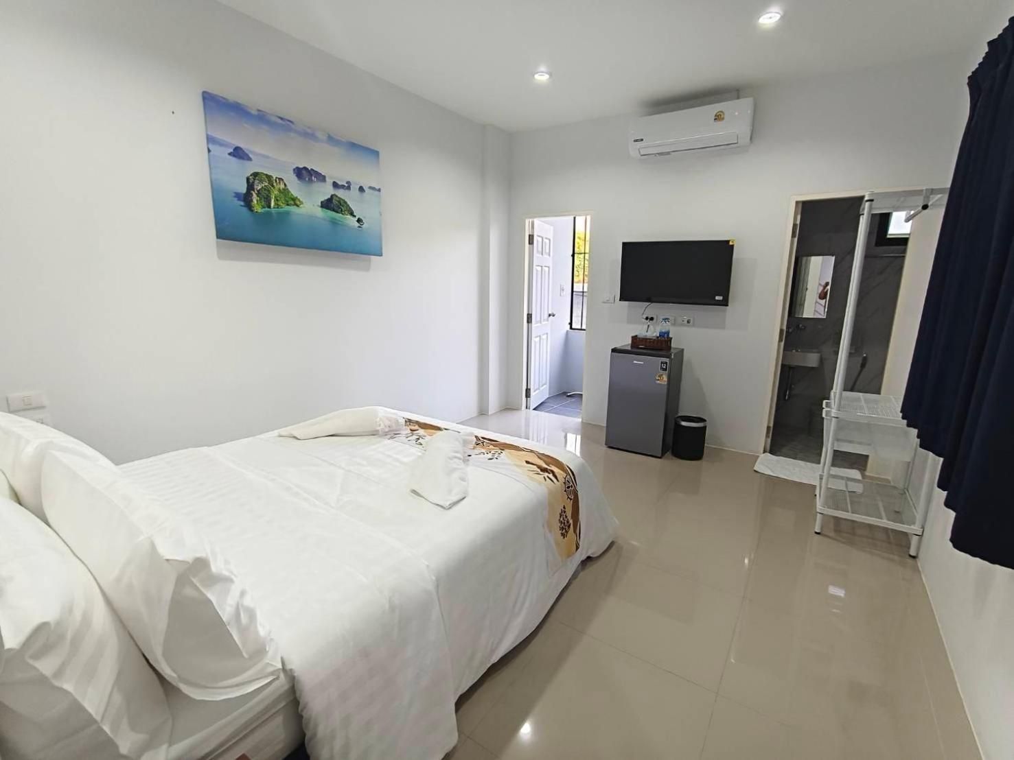 Airport Stay Phuket Zz Standard Queen Room