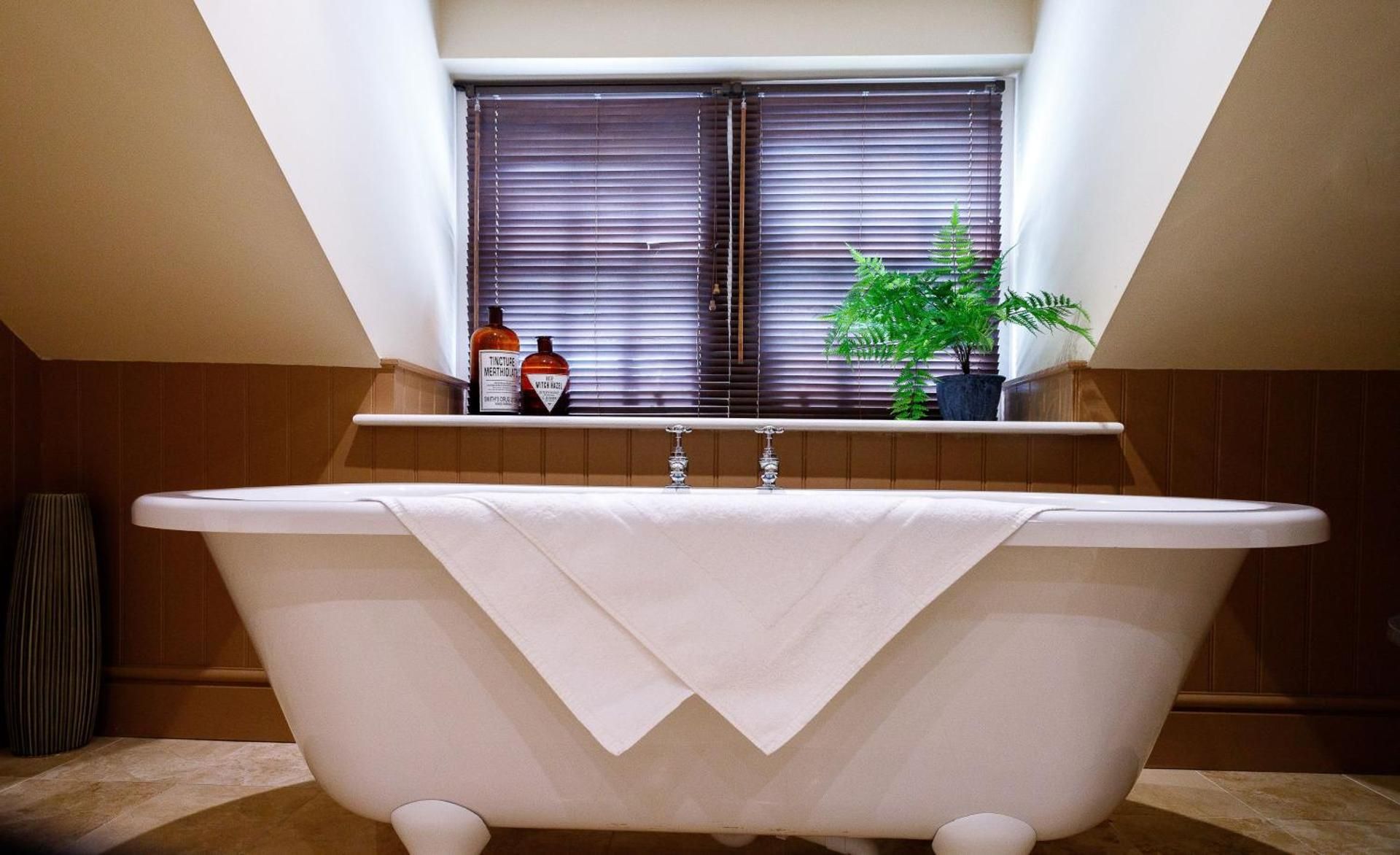 Plough Inn Family Suite - Pet Friendly 3