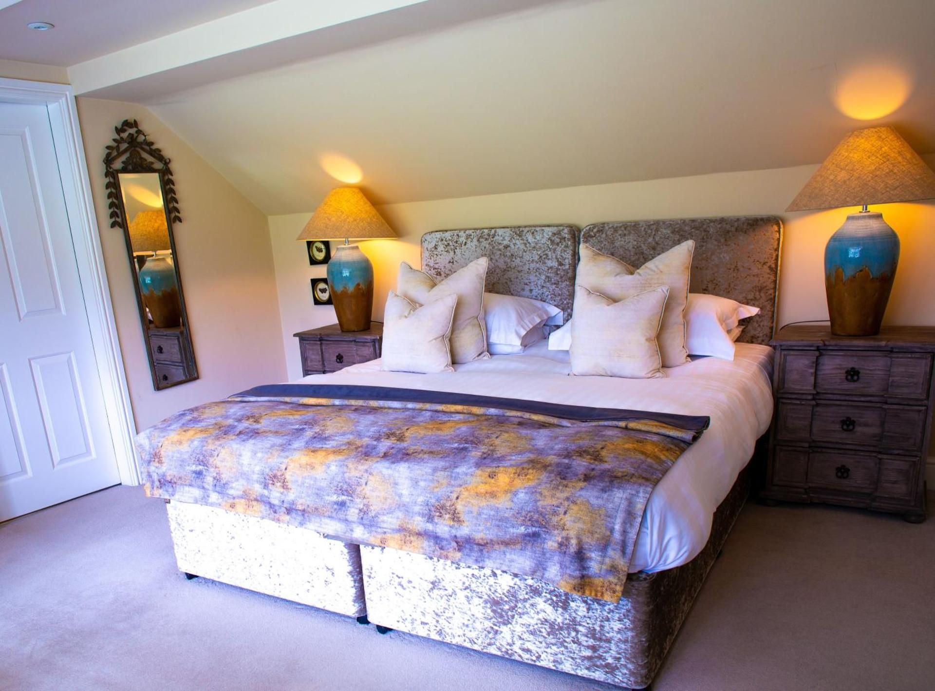 Plough Inn Family Suite - Pet Friendly 2