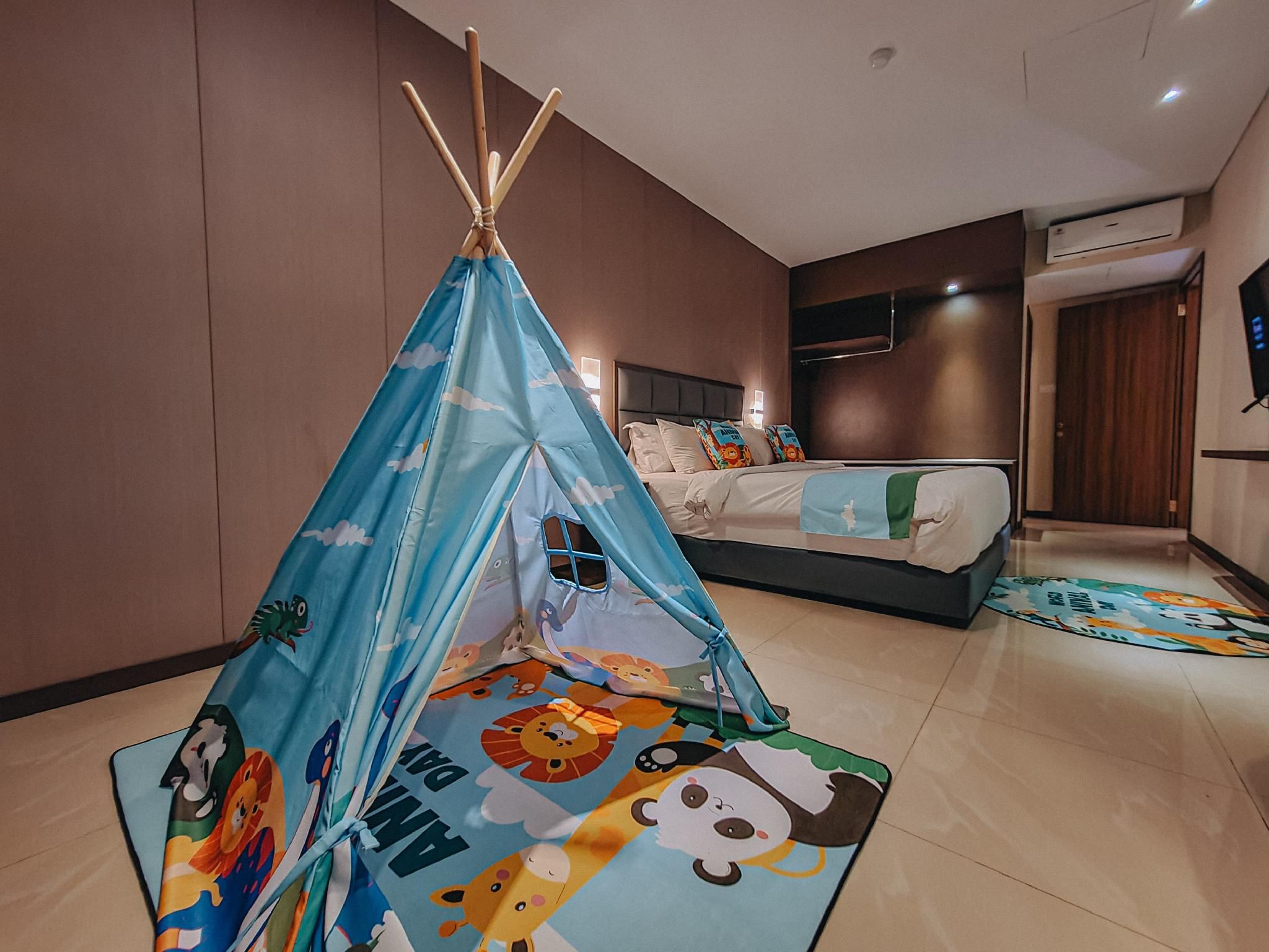 Children Theme Family Room - Newly Renovated