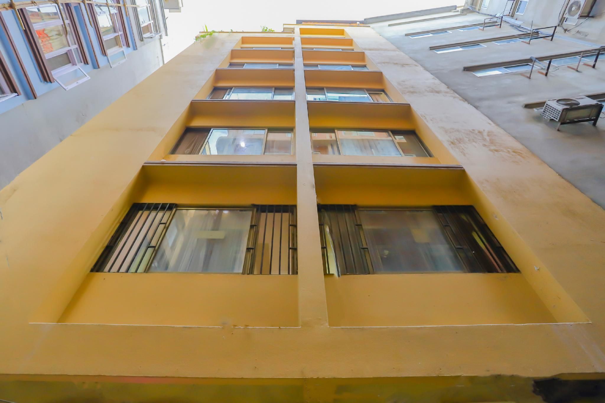 OYO 656 Hotel Shree Guru