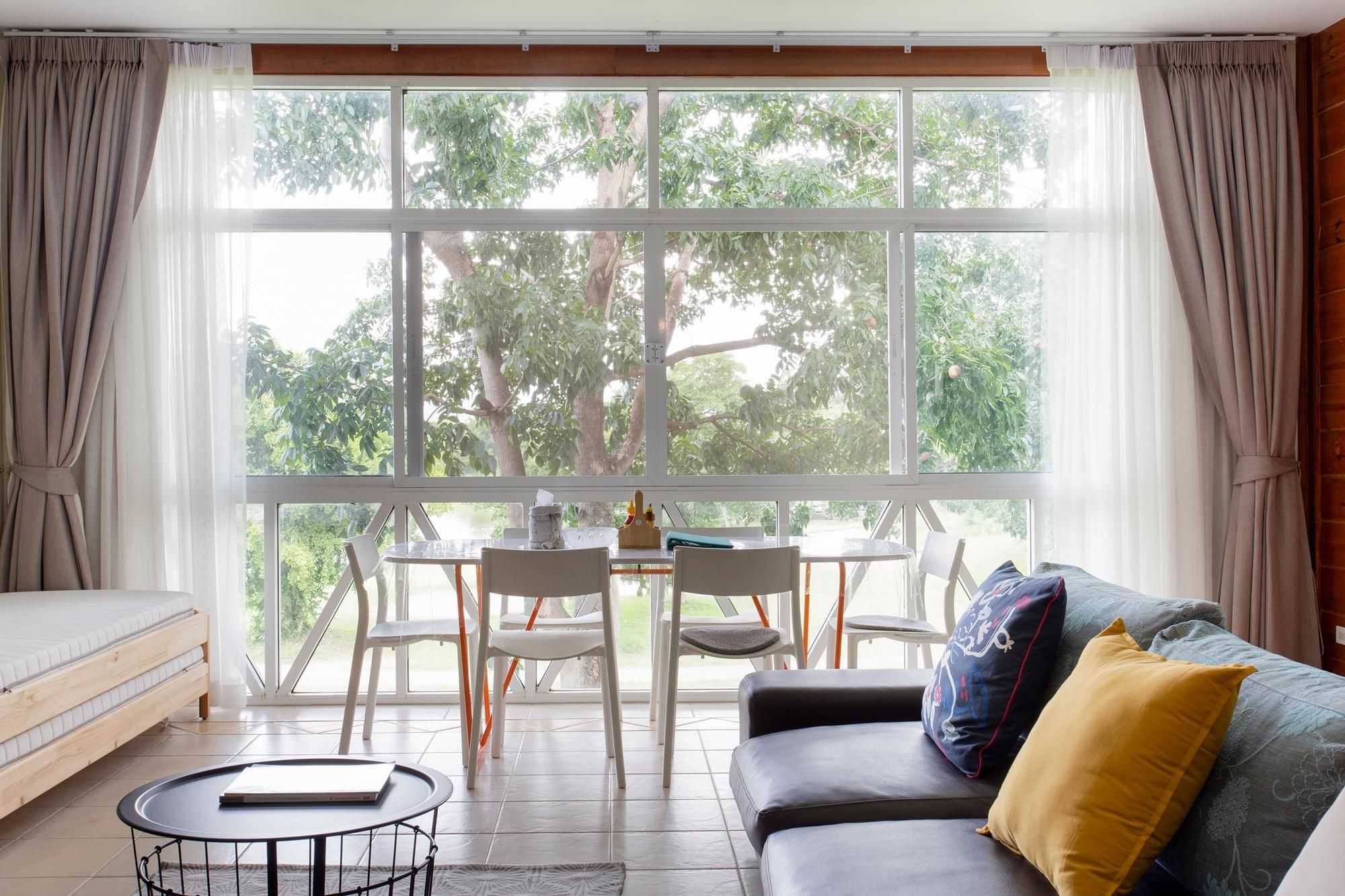 Separate living room