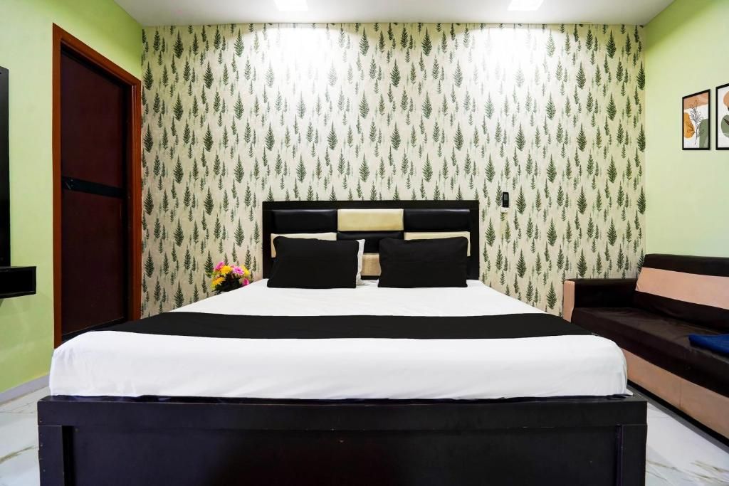 Hotel O Sun Classic Double or Twin 3