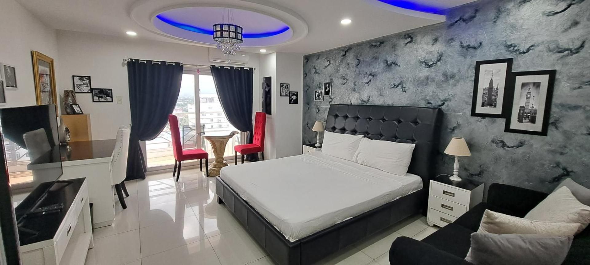 Kandi Palace One-Bedroom Apartment 7